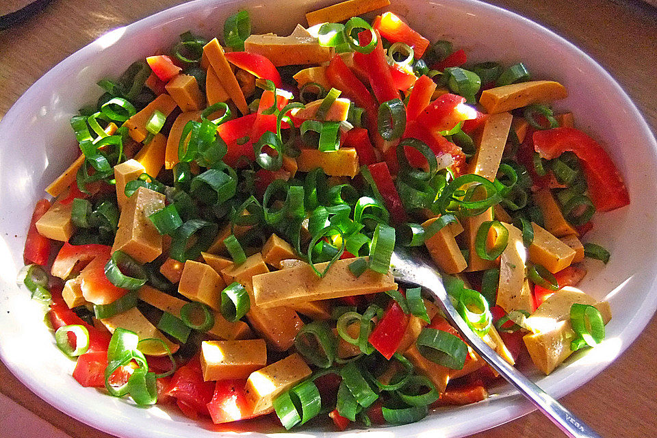 Wurstsalat mit Paprika