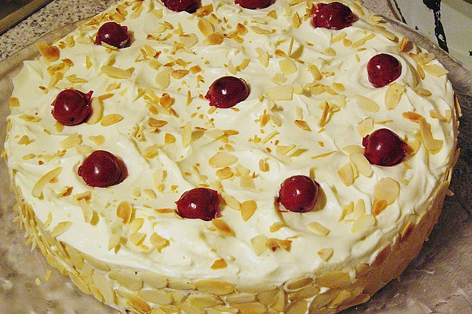 Amaretto - Kirsch - Torte