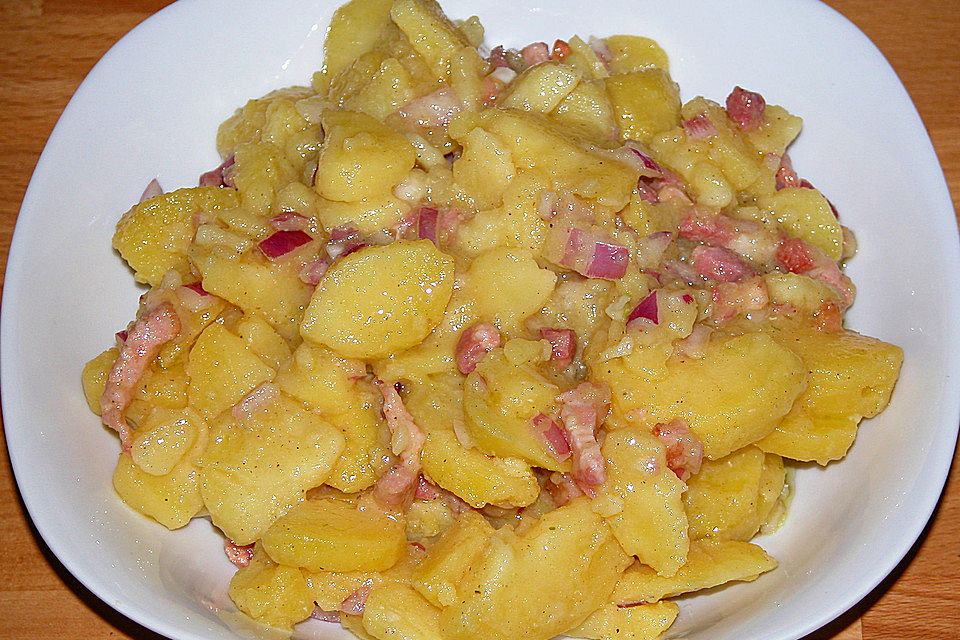 Kartoffelsalat mit Speck