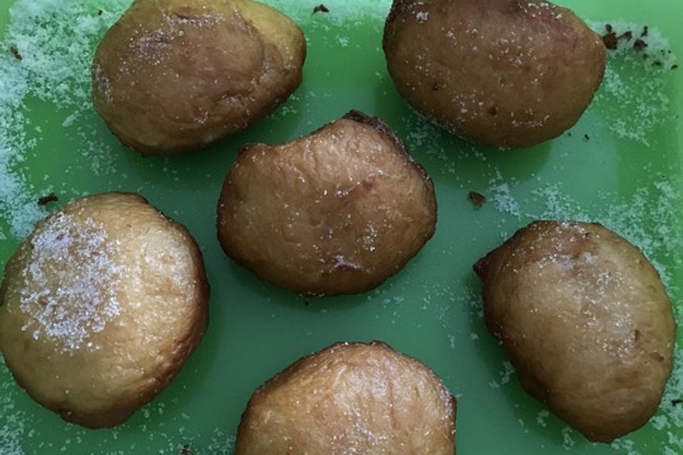 Krapfen mit Schokoladenfüllung