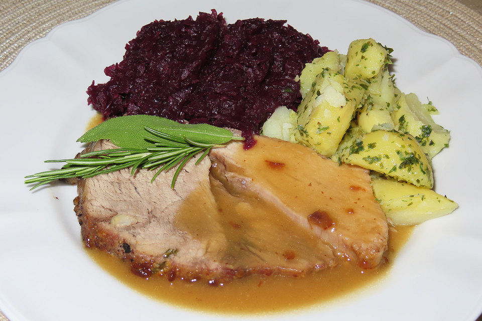 Glasierter Schweinebraten mit Orangensauce