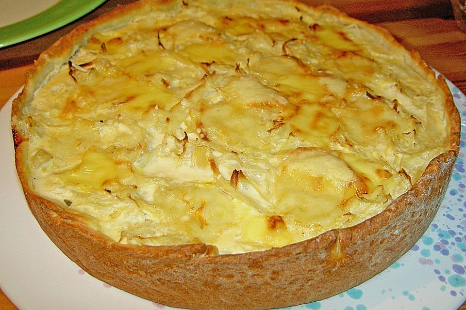 Krauttorte mit Emmentaler Käse