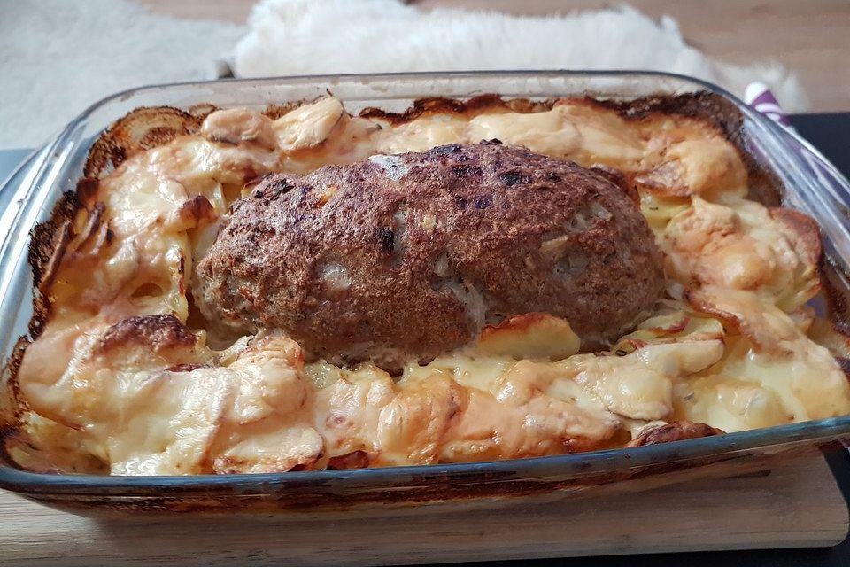 Hackbraten auf Kartoffelgratin