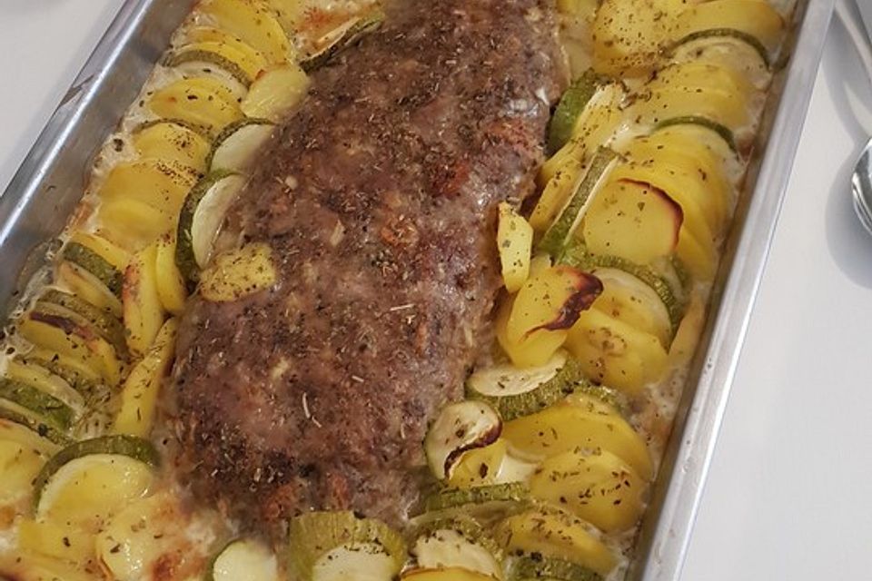 Hackbraten auf Kartoffelgratin