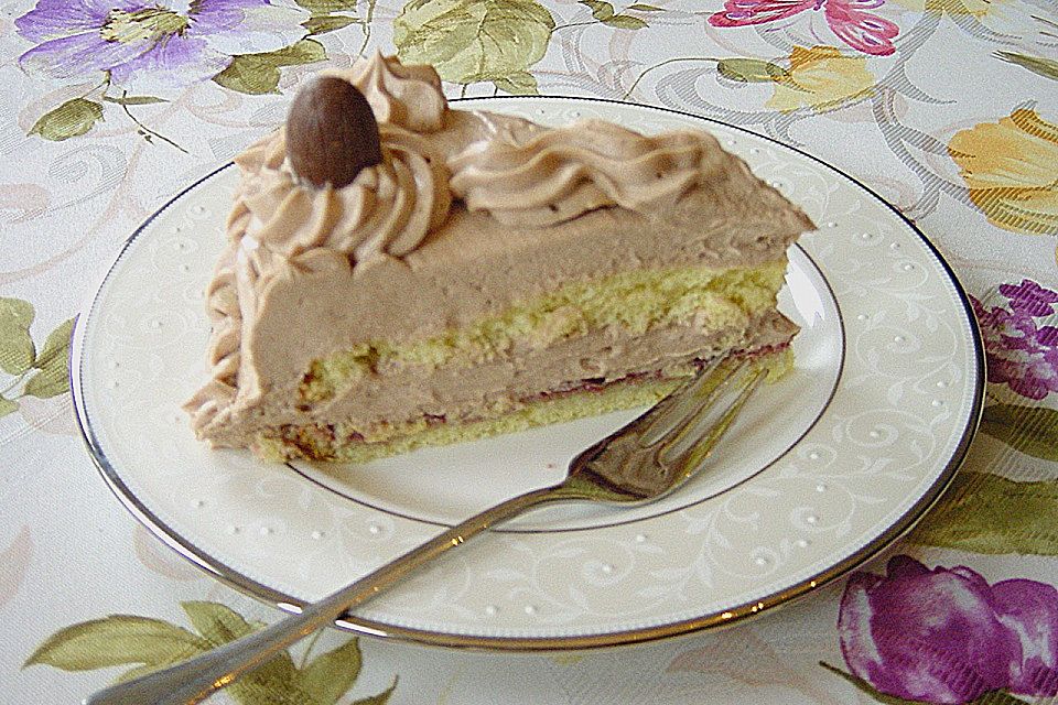 Österliche Nougattorte