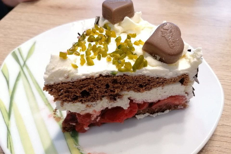 Schwarzwälder Erdbeertorte