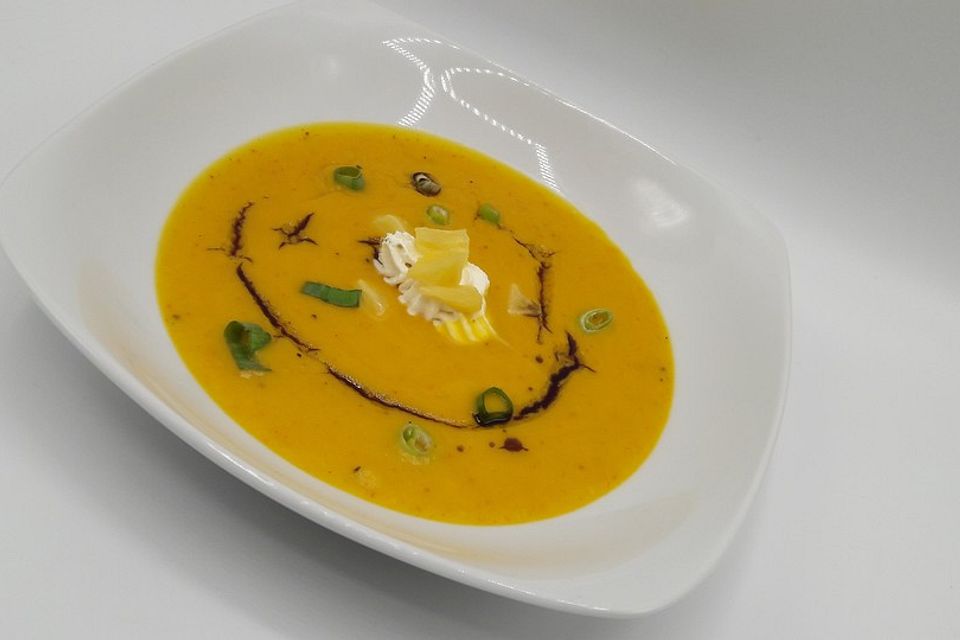 Kürbis-Apfel-Suppe