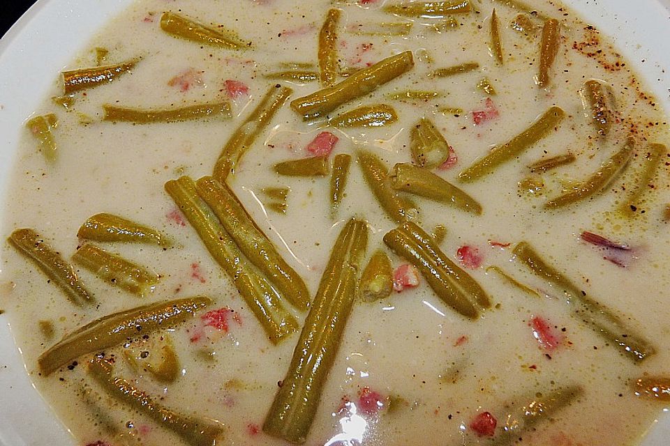 Schnippelbohnen-Suppe