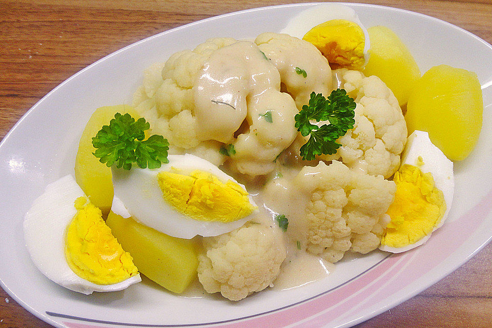 Blumenkohl-Ragout in Kräutersoße