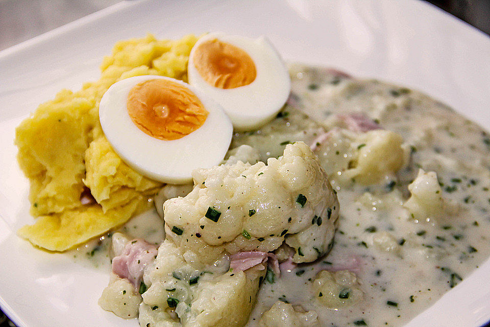 Blumenkohl-Ragout in Kräutersoße