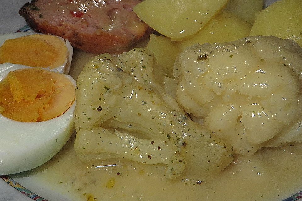 Blumenkohl-Ragout in Kräutersoße