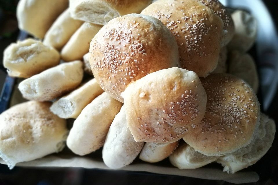 Brot und Brötchen schleifen