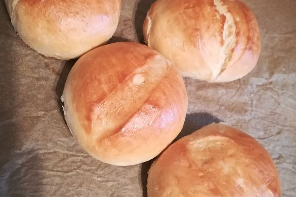 Brot und Brötchen schleifen