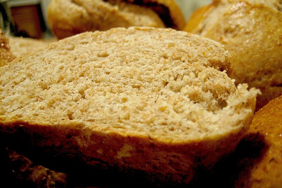 Brot und Brötchen schleifen