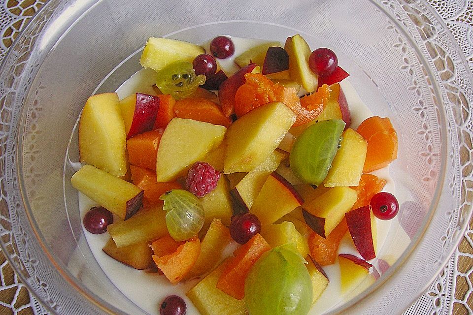 Obstsalat mit Joghurt