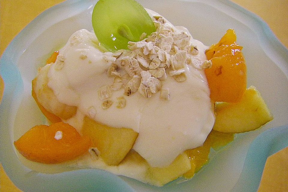 Obstsalat mit Joghurt