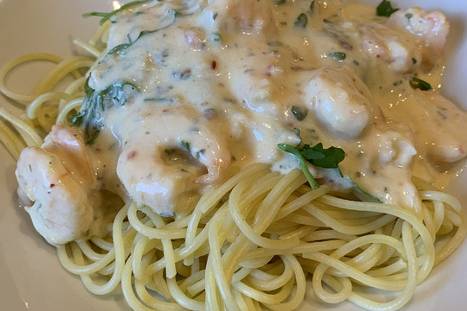 Zitronenspaghetti mit Garnelen