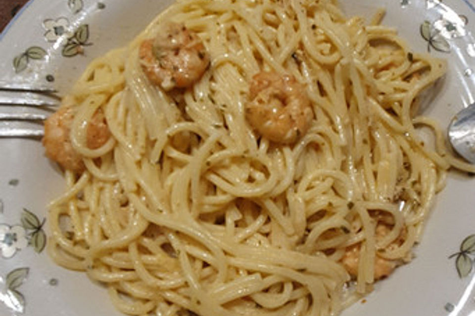 Zitronenspaghetti mit Garnelen