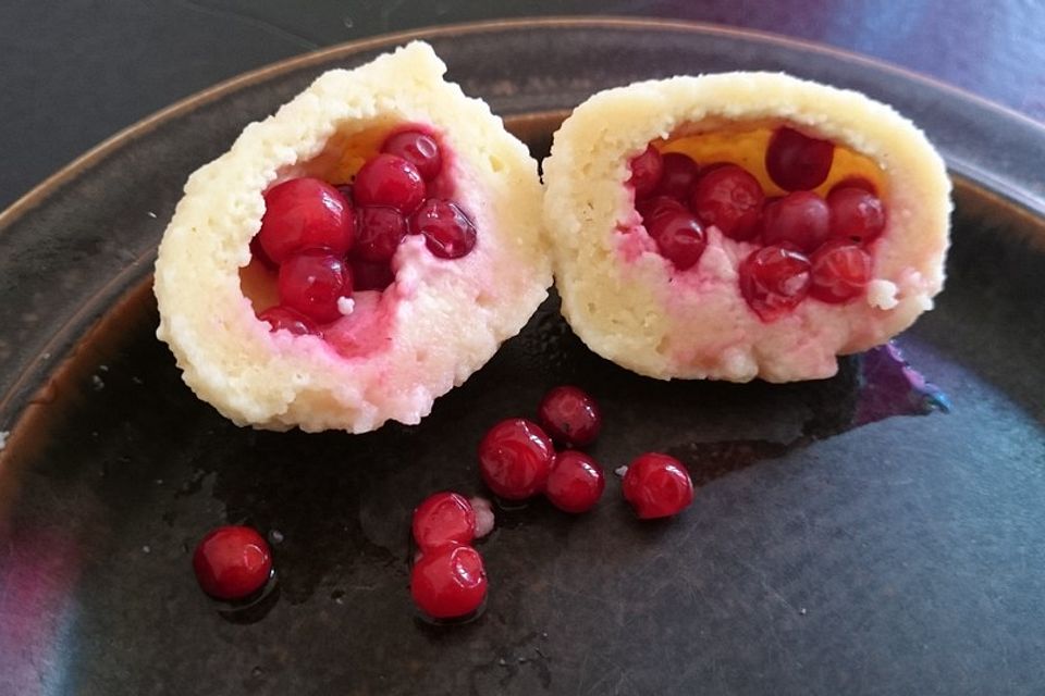 Preiselbeerknödel zu Wildgerichten