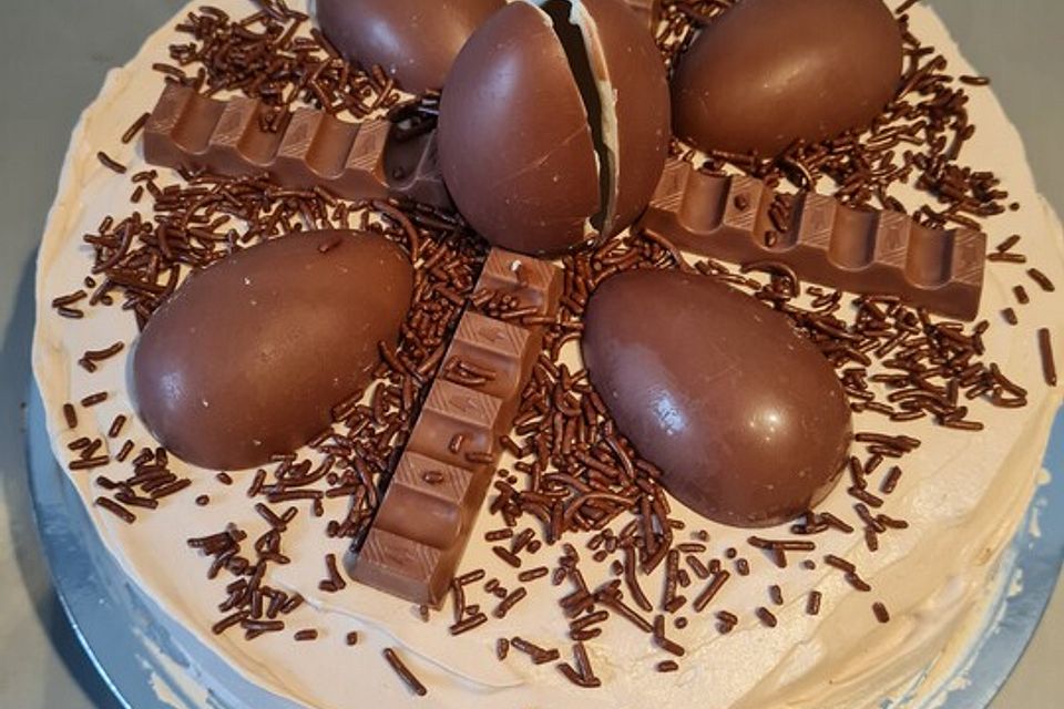 Überraschungsei Torte