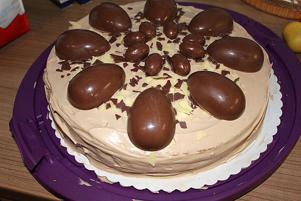 Überraschungsei Torte