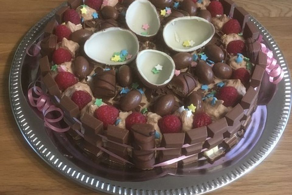 Überraschungsei Torte