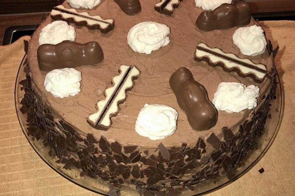 Überraschungsei Torte