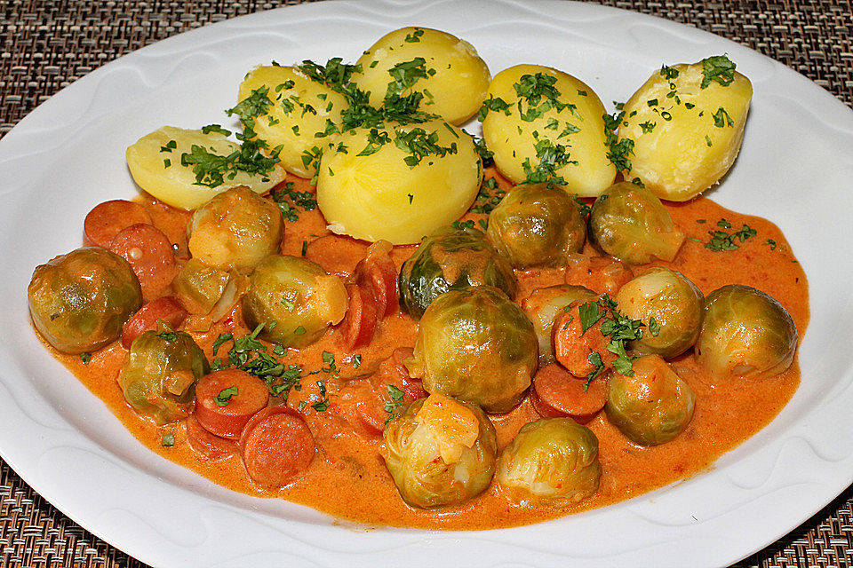 Rosenkohl mit Paprika - Soße