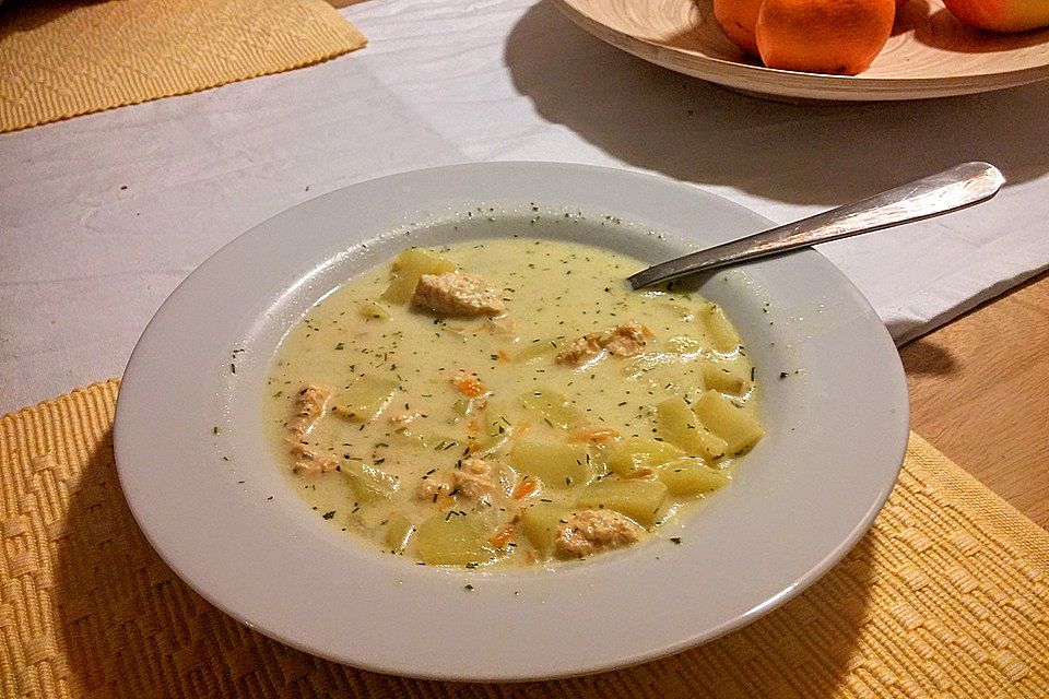 Finnische Lachssuppe