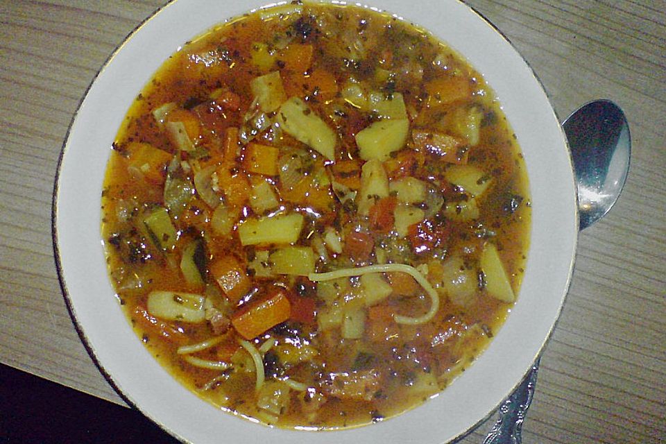 Italienische Minestrone