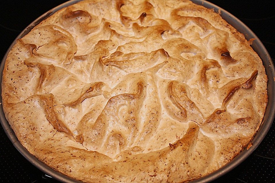 Apfelkuchen mit Kokosbaiser