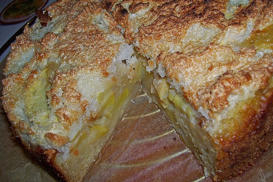 Apfelkuchen mit Kokosbaiser