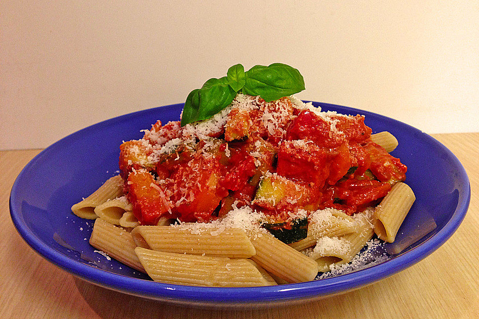 Gemüse - Pasta mit Tomatenrahmsauce