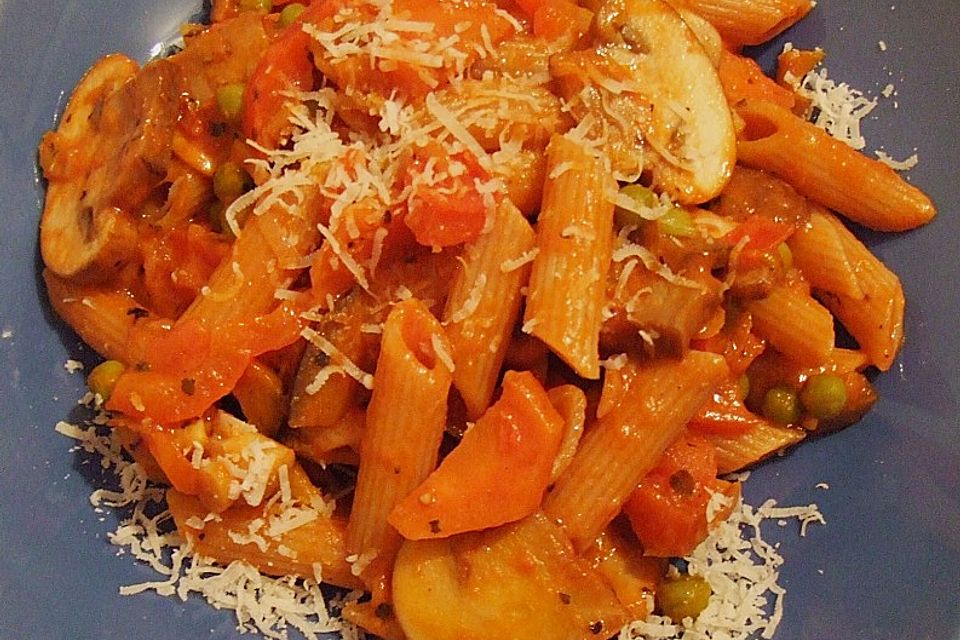 Gemüse - Pasta mit Tomatenrahmsauce