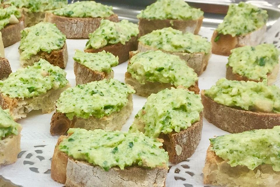 Crostini mit Zucchini - Püree