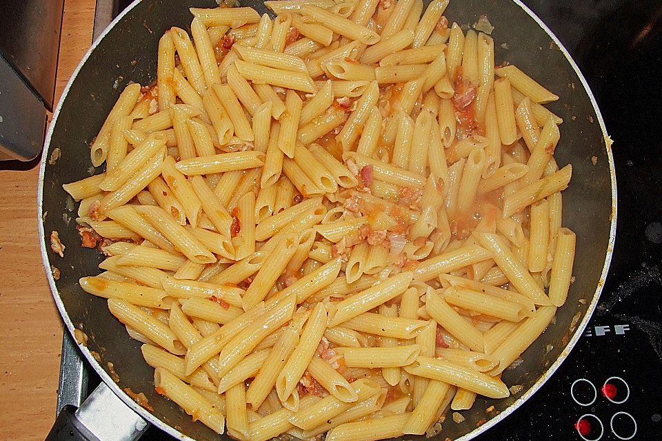 Penne all'arrabbiata