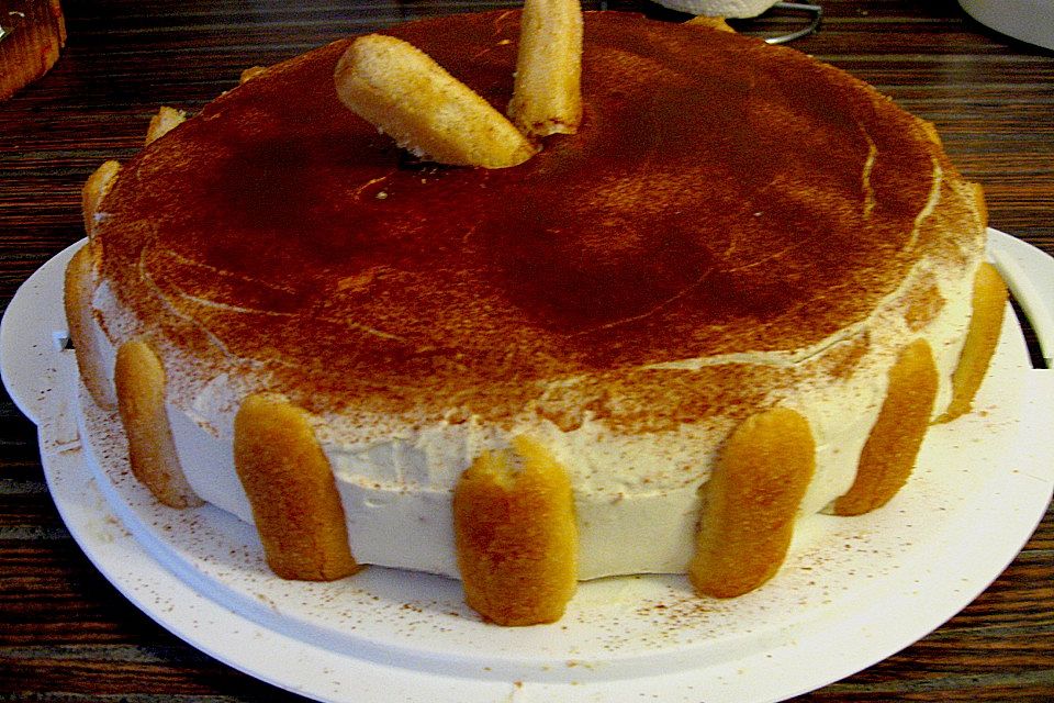 Kirsch - Tiramisu - Torte