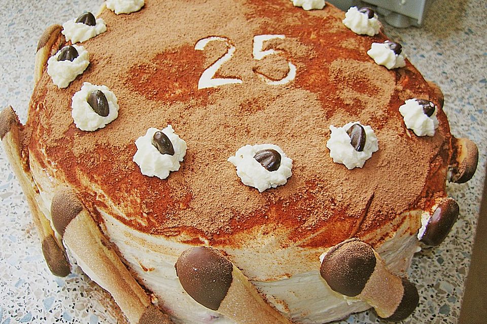 Kirsch - Tiramisu - Torte