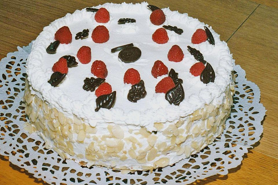 Himbeer - Mandel - Torte