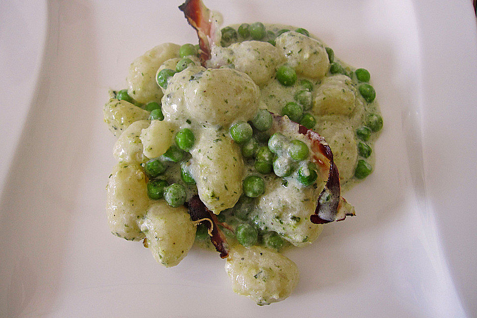 Gnocchi in Pestosahne