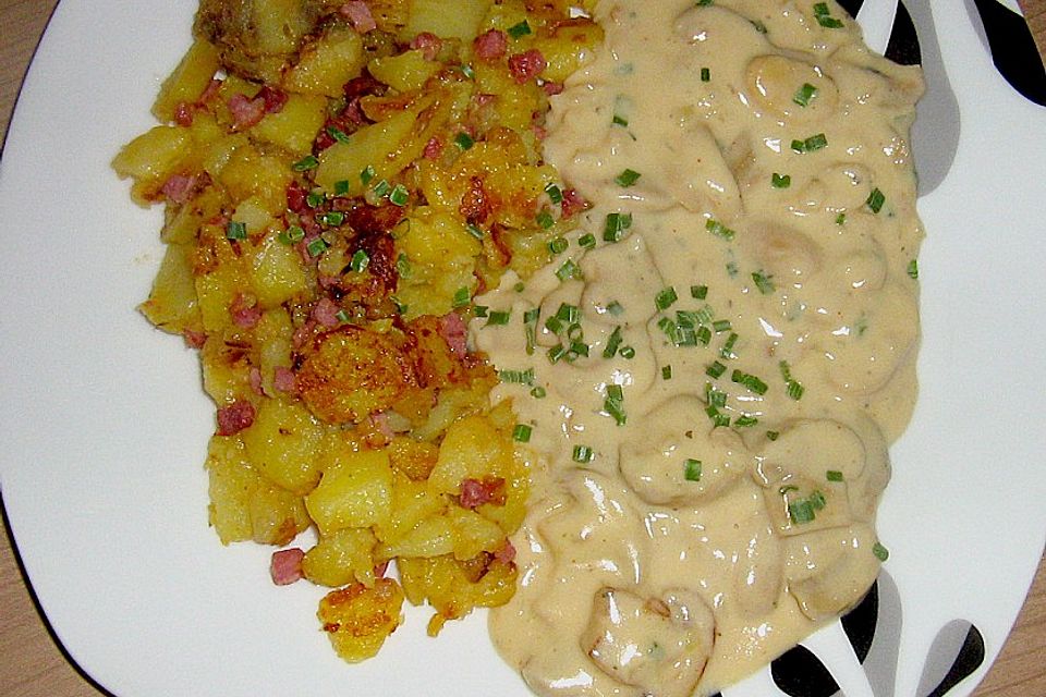 Bratkartoffeln mit Pilzragout