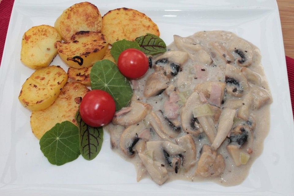 Bratkartoffeln mit Pilzragout