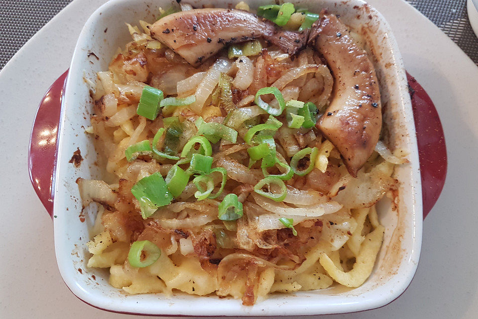 Allgäuer Käsespätzle mit Zwiebeln