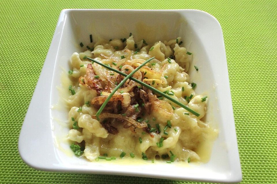 Allgäuer Käsespätzle mit Zwiebeln