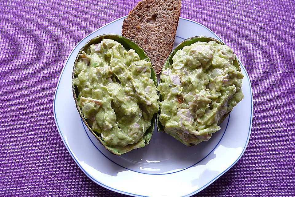 Avocado - Püree mit Bierschinken