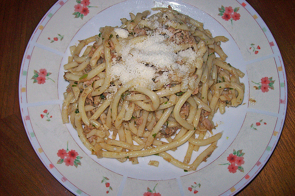 Spaghetti mit Thunfisch