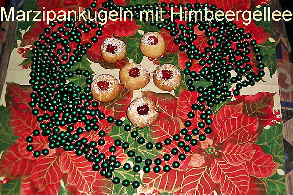 Marzipanbällchen mit Himbeergelee - Füllung