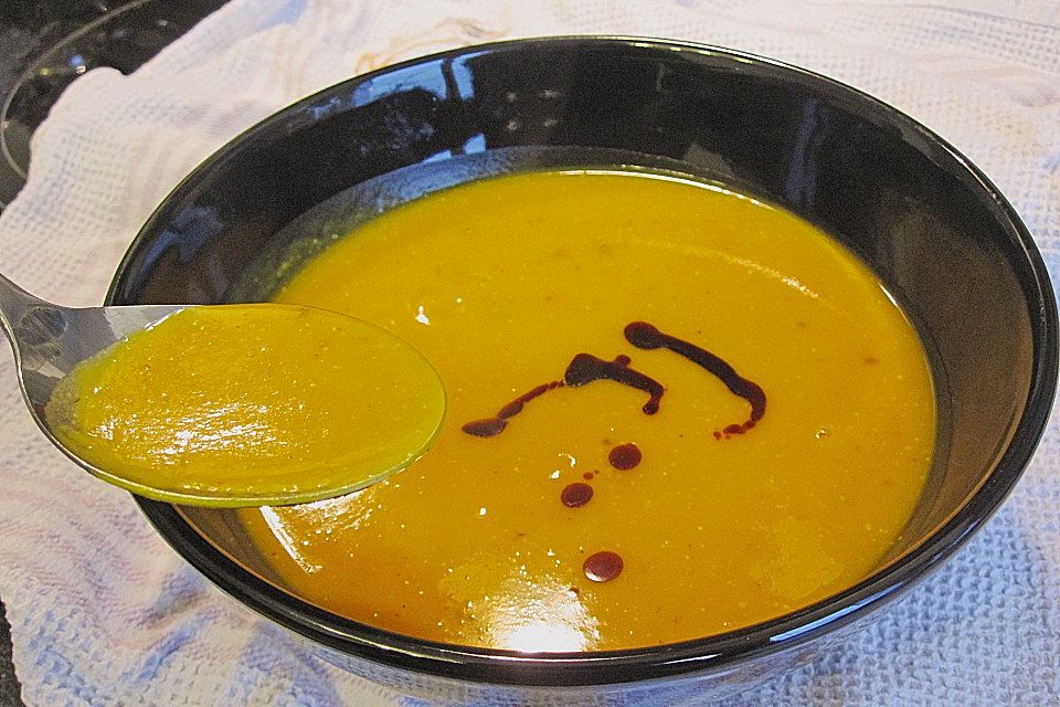 Karibische Kürbiscremesuppe