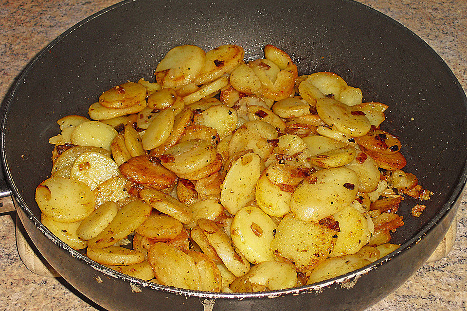 Bratkartoffeln nach mediterraner Art